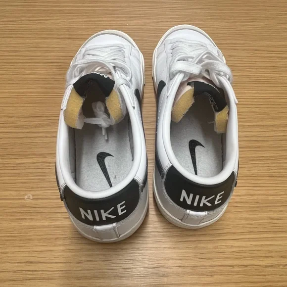 ❌NOT FOR SALE❌Nike Women’s Blazer Low Sneakers - Picture 4 of 6